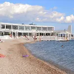 Kresan Apartament *
