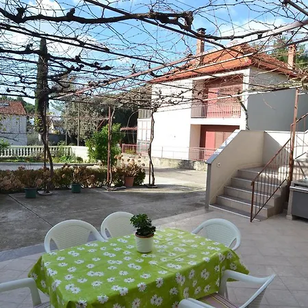 Apartamento Kresan Sukošan
